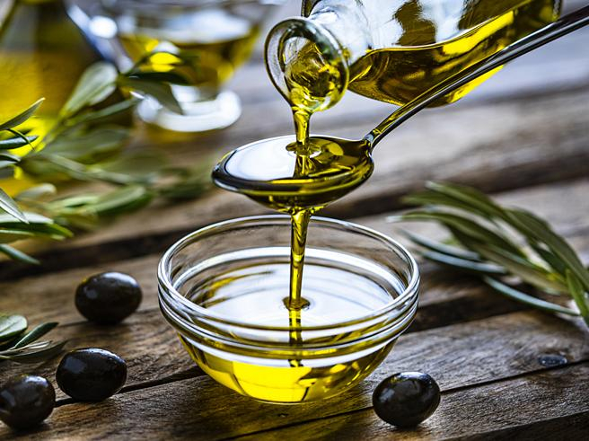 Sua Magnificenza, l’olio extravergine di oliva