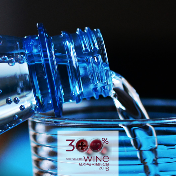 Anche degustazioni d'acqua a 300% Wine Experience